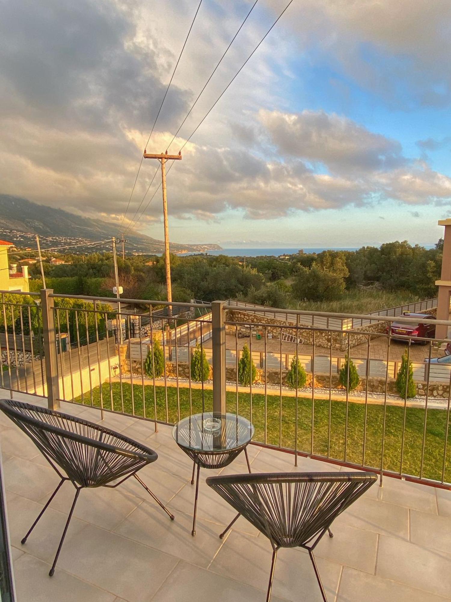 Taras Villa *